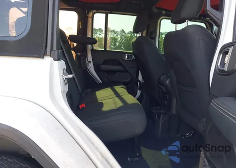 2018 Jeep Wrangler Unlimited Sahara 4X4 из США, поврежденный, VIN 1C4HJXEG3JW175226